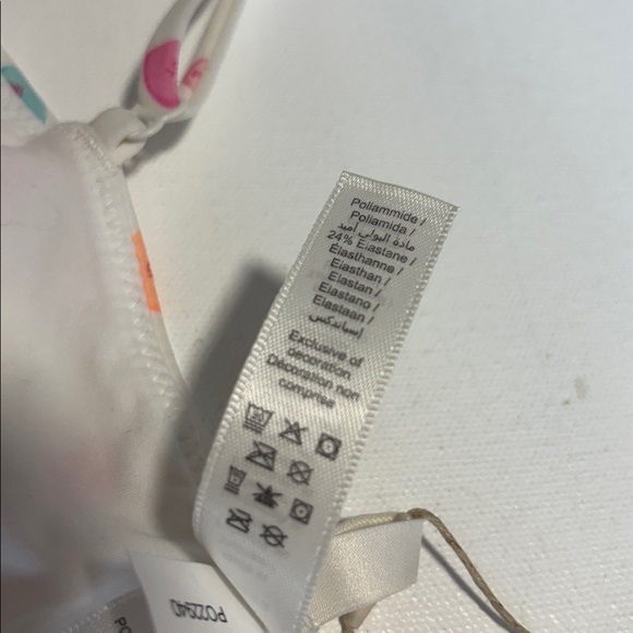 Ships today!! NWT Skims Fits Everybody Lace Triangle Romper Marble Candy Heart P - Picture 14 of 14